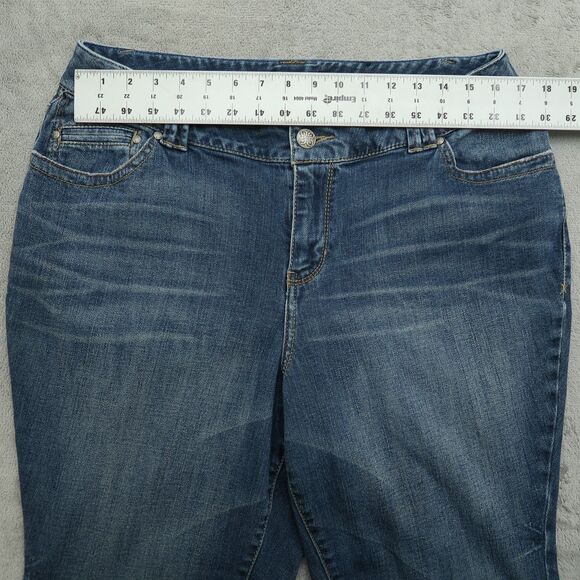 Lane Bryant Jeans Women's 16P High-Rise Distinctly Boot 28" Inseam Distressed - Picture 15 of 16